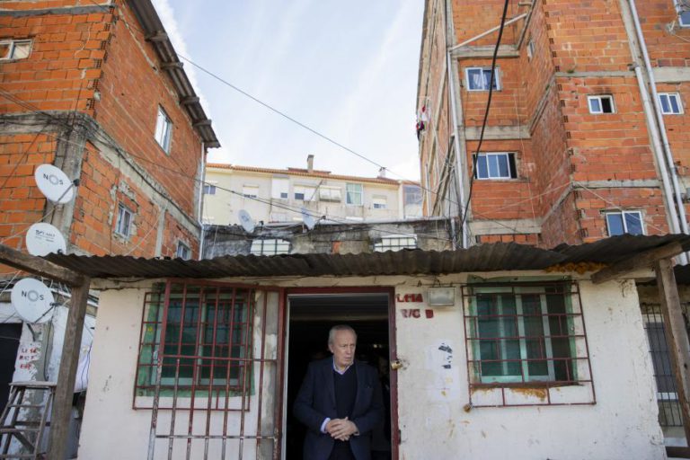 SANTANA PEDE “MAIOR URGÊNCIA” NOS REALOJAMENTOS NO BAIRRO DA JAMAICA