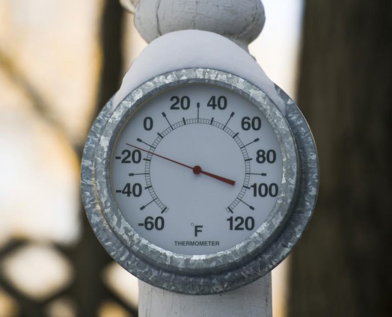 VAGA DE FRIO EXTREMO AFETA ESTADOS UNIDOS E FAZ PELO MENOS SEIS MORTOS