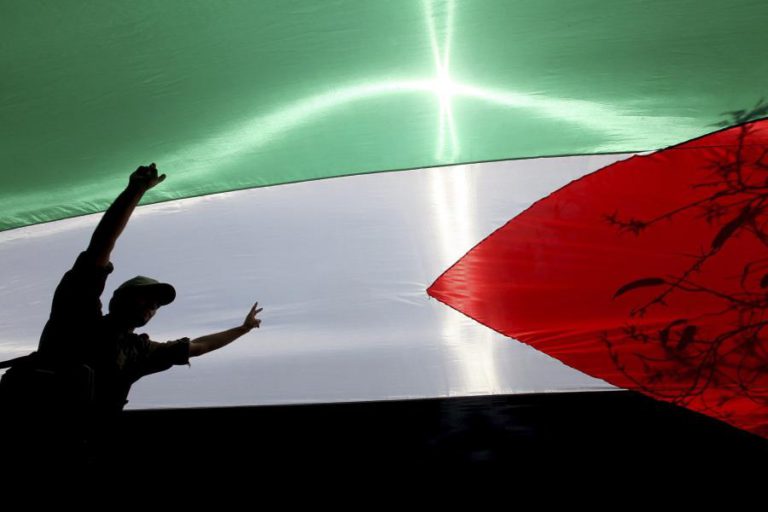 ISRAEL BLOQUEIA 138 MILHÕES DE DÓLARES PARA OS PALESTINIANOS