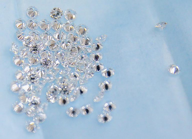 COMERCIALIZAÇÃO DE DIAMANTES EM ANGOLA ATINGIU RECEITA BRUTA 1.065 MEURO EM 2018