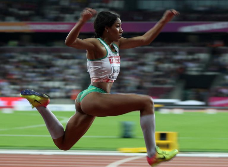 PATRÍCIA MAMONA IGUALA RECORDE DE PORTUGAL NO TRIPLO SALTO