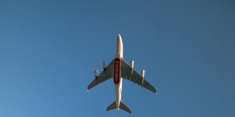 AIRBUS ANUNCIA QUE VAI DEIXAR DE FABRICAR AVIÃO A380 EM 2021