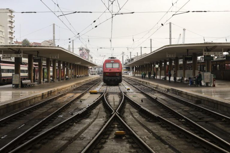 PASSAGEIROS TRANSPORTADOS PELA CP AUMENTAM 3,5%