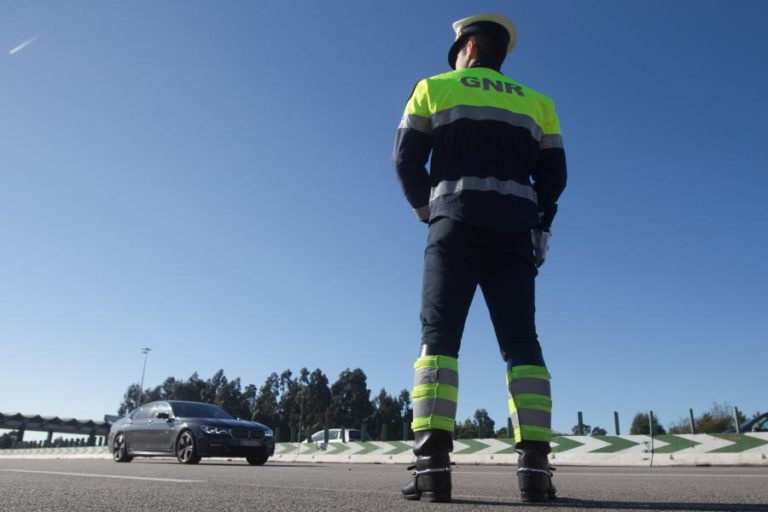 UM MORTO E 14 FERIDOS EM ACIDENTES RODOVIÁRIOS NAS ÚLTIMAS 12 HORAS