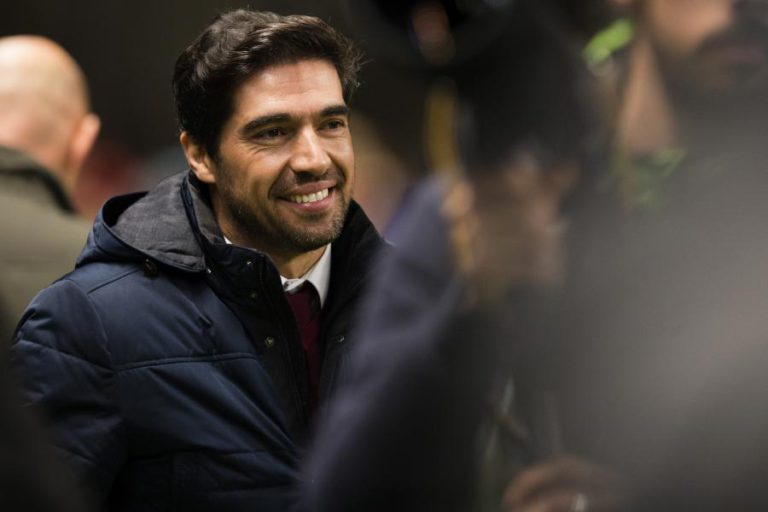 ABEL FERREIRA FRISA QUE CAMPEONATO SÓ FECHA EM MAIO