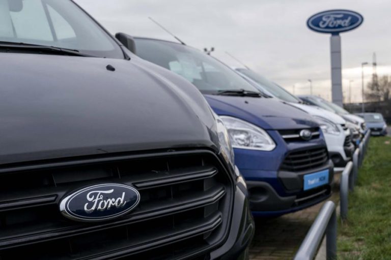 BREXIT: FORD PRESSIONA MAY PARA EVITAR SAÍDA SEM ACORDO