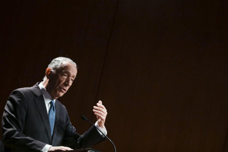 PRESIDENTE DA REPÚBLICA PROMULGOU DIPLOMAS DO PARLAMENTO SOBRE INFORMAÇÕES BANCÁRIAS