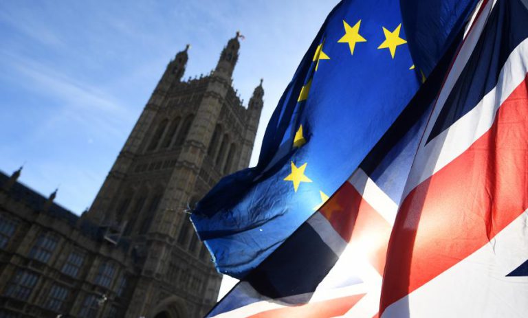 BREXIT: PARLAMENTO VOTA ESTRATÉGIA DO GOVERNO PARA RENEGOCIAR ACORDO COM BRUXELAS