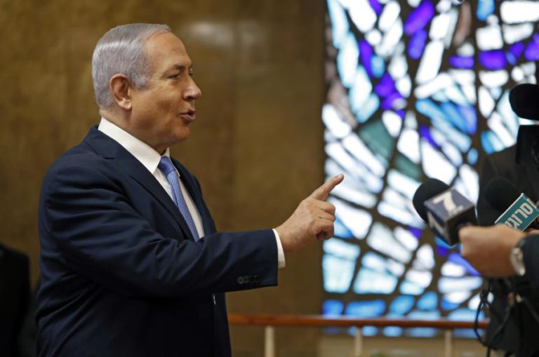 ISRAEL CONSTRÓI NOVA BARREIRA AO LONGO DA FRONTEIRA COM A FAIXA DE GAZA