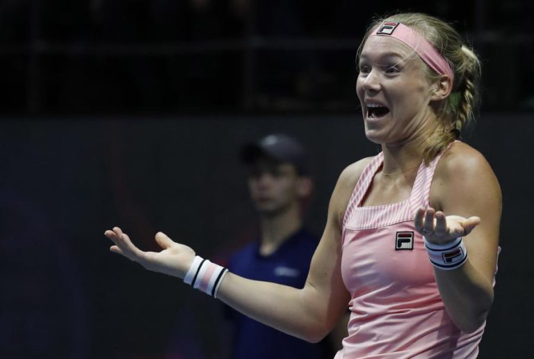 KIKI BERTENS VENCE TORNEIO DE SÃO PETERSBURGO FRENTE A DONNA VEKIC