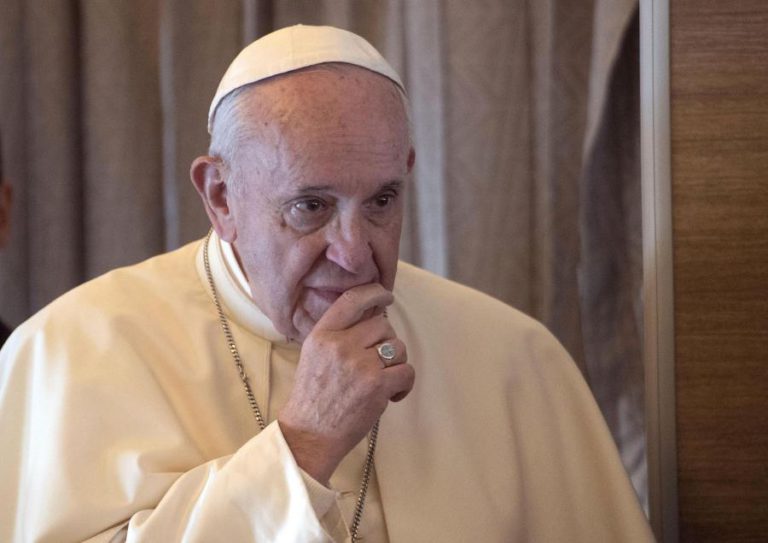 ONG PEDE AO PAPA QUE PRESSIONE OS EMIRADOS ÁRABES UNIDOS CONTRA VIOLAÇÕES DOS DIREITOS HUMANOS