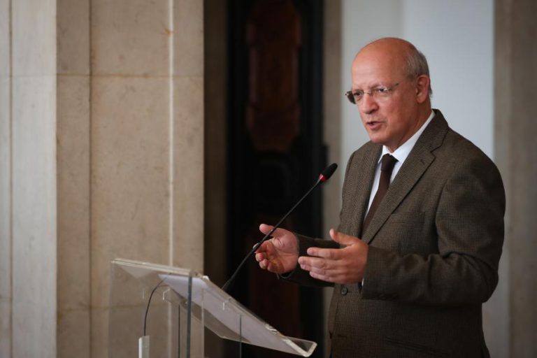 PORTUGAL RECONHECE E APOIA JUAN GUAIDÓ COMO PRESIDENTE INTERINO