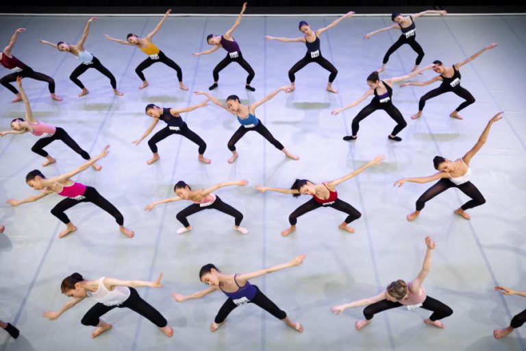 DOIS BAILARINOS PORTUGUESES SELECIONADOS PARA FINAL DO PRÉMIO DE LAUSANNE