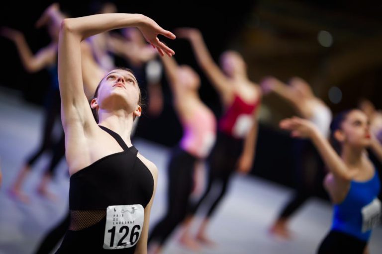 DOIS BAILARINOS PORTUGUESES COMPETEM HOJE NO PRIX DE LAUSANNE  2019
