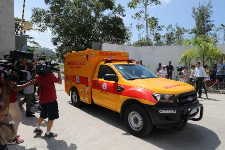 PRESIDENTE DO BRASIL LAMENTA A MORTES EM INCÊNDIO NO CENTRO DE TREINOS DO FLAMENGO