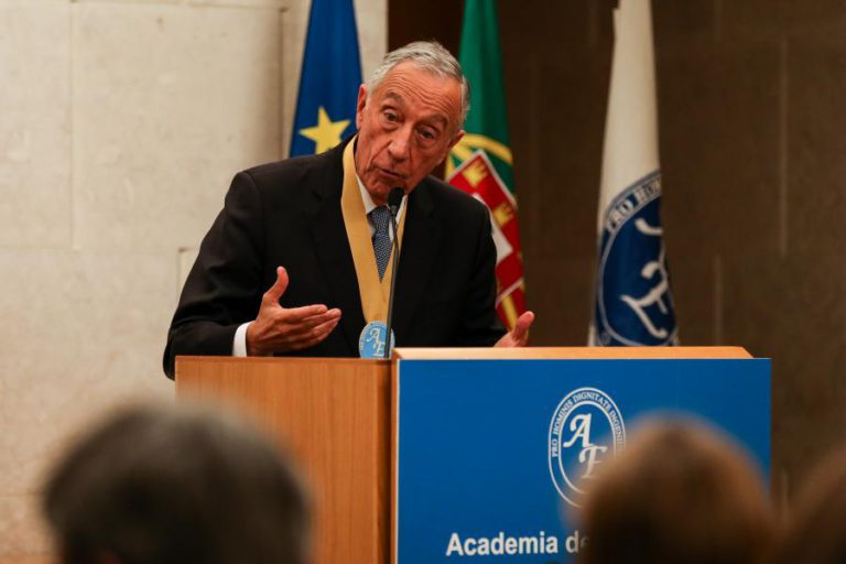 PR RECUSA COMENTAR PEDIDO DE EXONERAÇÃO DE CARLOS COSTA E FRISA QUE NÃO É UM PODER SEU
