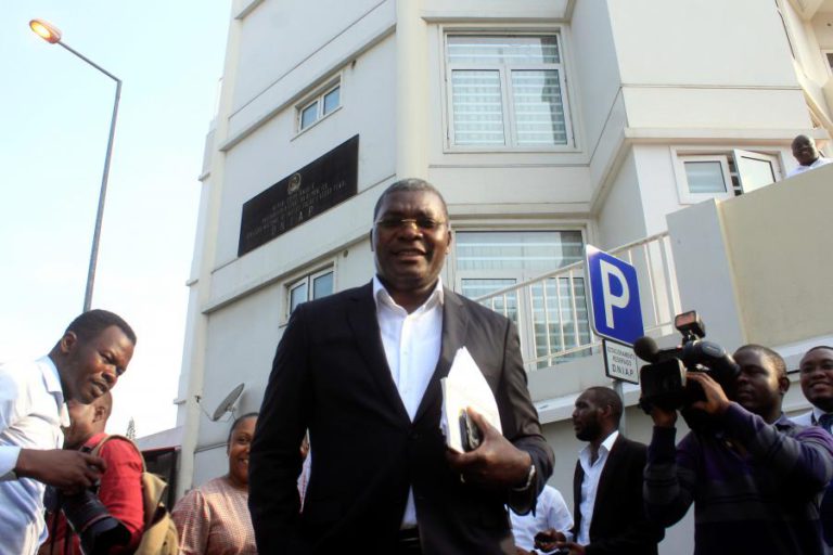 HIGINO CARNEIRO CONSTITUÍDO ARGUIDO SOBRE ALEGADA MÁ GESTÃO