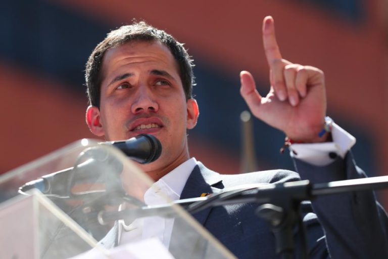 GUAIDÓ ANUNCIA QUE AJUDA HUMANITÁRIA ENTRARÁ NA VENEZUELA A 23 DE FEVEREIRO