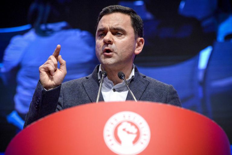 COMISSÃO POLÍTICA DO PS APROVA POR AMPLA MAIORIA LISTA DE CANDIDATOS ÀS EUROPEIAS