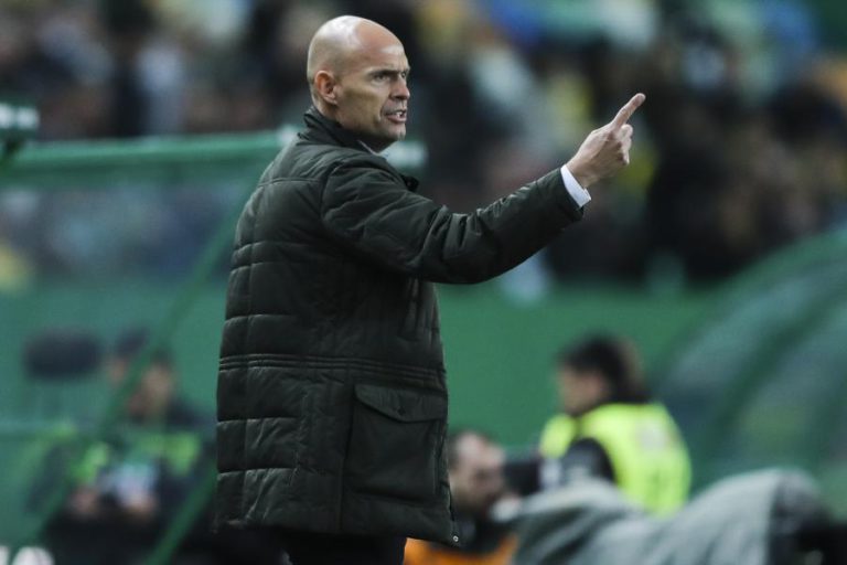 KEIZER DIZ QUE SPORTING NÃO “TEME” VILLARREAL E PEDE GOLOS PARA SEGUIR NA EUROPA