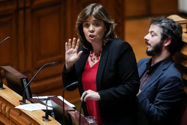 FALTA DE DINHEIRO PARA CONTAR TEMPO DE SERVIÇO DE ENFERMEIROS É FALSA QUESTÃO — BE