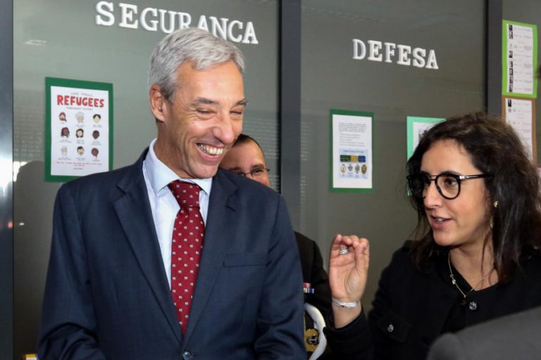 MINISTRO DA DEFESA AFIRMA QUE NÃO É FAVORÁVEL AO SERVIÇO MILITAR OBRIGATÓRIO