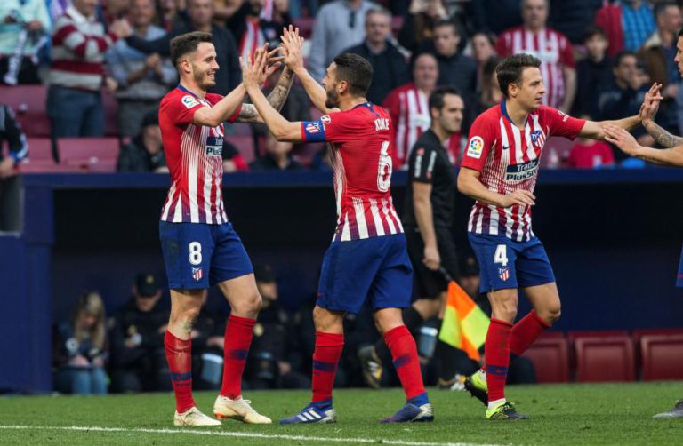 ATLÉTICO DE MADRID VENCE E MANTÉM DIFERENÇA DE SETE PONTOS PARA O FC BARCELONA