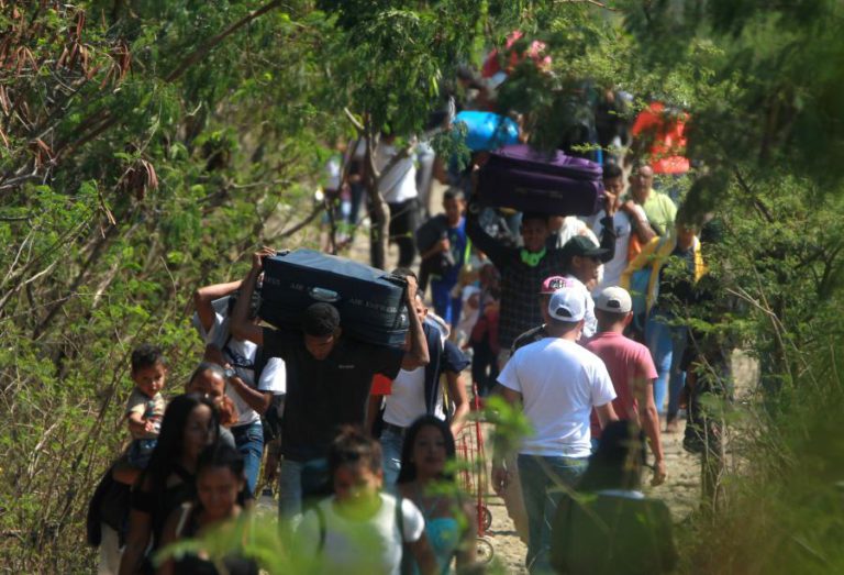 BRASIL RECEBEU 587 IMIGRANTES E REFUGIADOS VENEZUELANOS DESDE SEXTA-FEIRA
