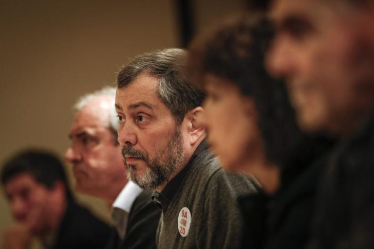 SINDICATOS DE PROFESSORES ANUNCIAM MANIFESTAÇÃO NACIONAL PARA 23 DE MARÇO