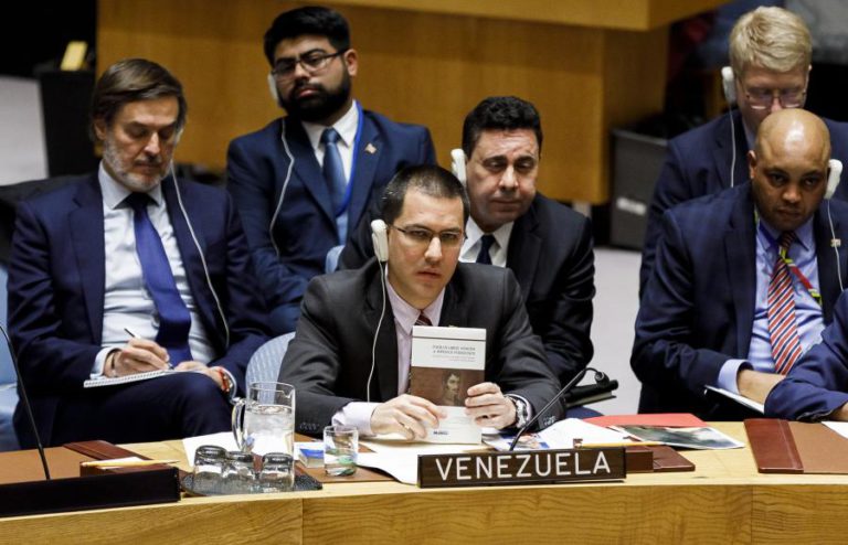 CARACAS PEDE À ONU QUE APROVE RESOLUÇÃO CONTRA USO DA FORÇA NO PAÍS