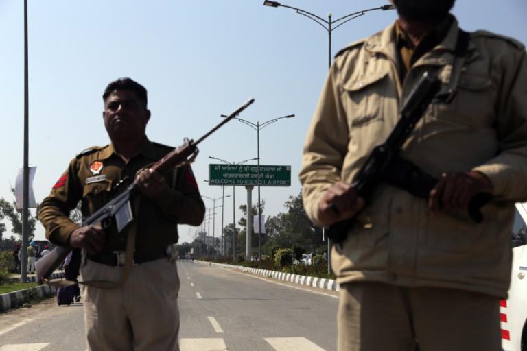 PAQUISTÃO ENCERRA ESPAÇO AÉREO NA SEQUÊNCIA DA ESCALADA MILITAR COM A ÍNDIA