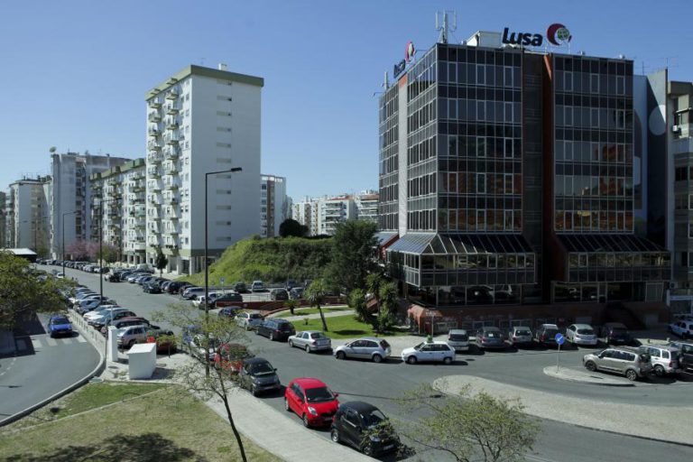 PRECÁRIOS DA LUSA AGUARDAM HÁ 4 MESES DESENVOLVIMENTO DE PROCESSO DE INTEGRAÇÃO