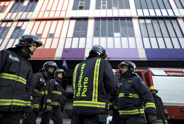 PESSOA DESAPARECIDA EM INCÊNDIO NUM PRÉDIO NO PORTO ENCONTRADA MORTA