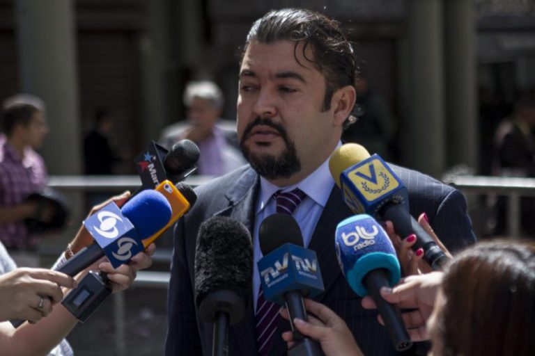 FORÇAS DE SEGURANÇA VENEZUELANAS DETÊM CHEFE DE GABINETE DE JUAN GUAIDÓ