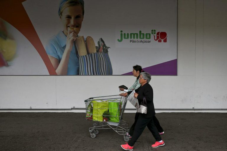 AUCHAN DIZ QUE AS SUAS PRÁTICAS “NÃO CONFIGURAM” ACUSAÇÃO DA CONCORRÊNCIA