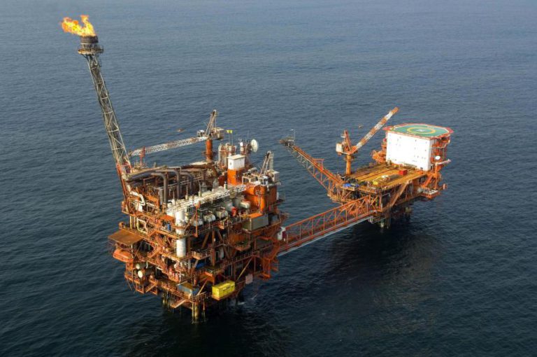 ENI ANUNCIA “GRANDE DESCOBERTA” DE ATÉ 650 MILHÕES DE BARRIS DE PETRÓLEO EM ANGOLA