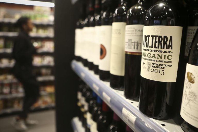 CONCORRÊNCIA ACUSA 6 GRUPOS DE SUPERMERCADOS DE “PRÁTICAS EQUIVALENTES A CARTEL”