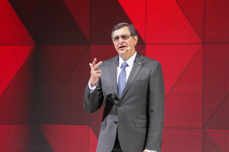 TOYOTA E BMW ALERTAM QUE ‘BREXIT’ SEM ACORDO COMPROMETE CONTINUIDADE EM INGLATERRA