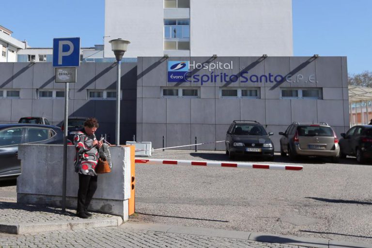 BEBÉ INTERNADO NO HOSPITAL DE ÉVORA COM SUSPEITA DE ‘LEGIONELLA’