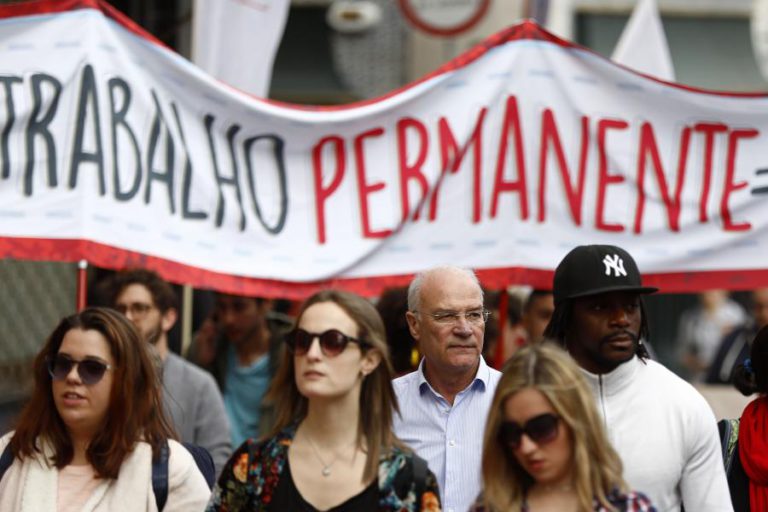 JOVENS MANIFESTAM-SE HOJE EM LISBOA CONTRA PRECARIEDADE LABORAL E BAIXOS SALÁRIOS