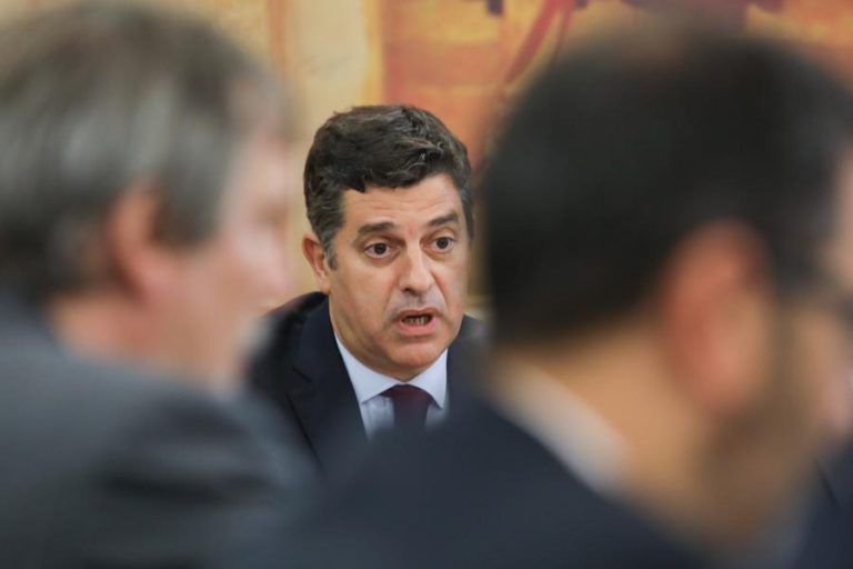 CALDEIRA CABRAL DIZ QUE ANÁLISE RIGOROSA DOS CONTRATOS TEVE RESULTADOS CLAROS