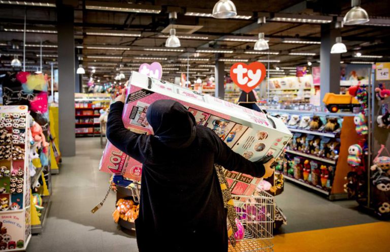 PORTUGUESA DONA DA TOYS ‘R’ US COMPRA HOLANDESA INTERTOYS