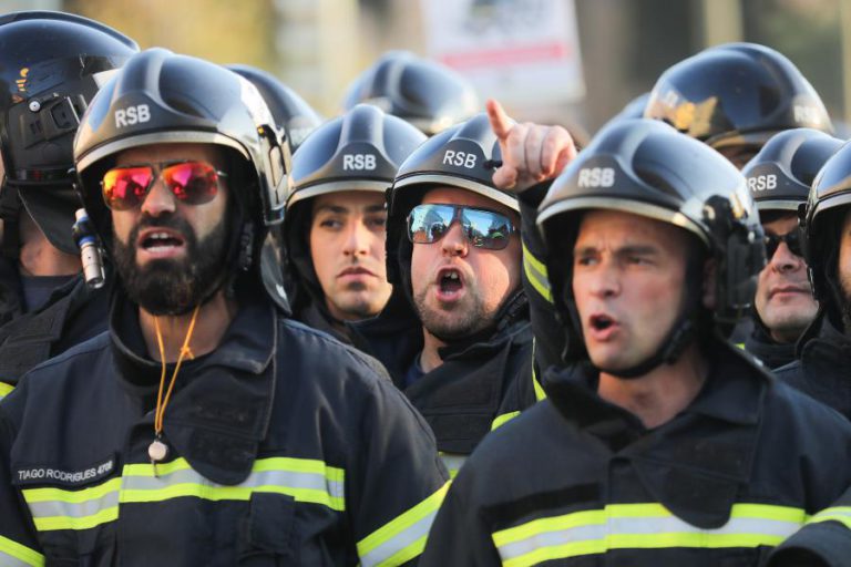 BOMBEIROS REÚNEM-SE HOJE EM CONGRESSO EXTRAORDINÁRIO EM AVEIRO