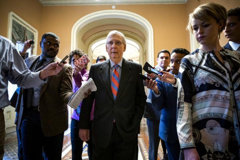 LÍDER REPUBLICANDO NO SENADO DOS EUA ADMITE REJEIÇÃO DA “EMERGÊNCIA NACIONAL”