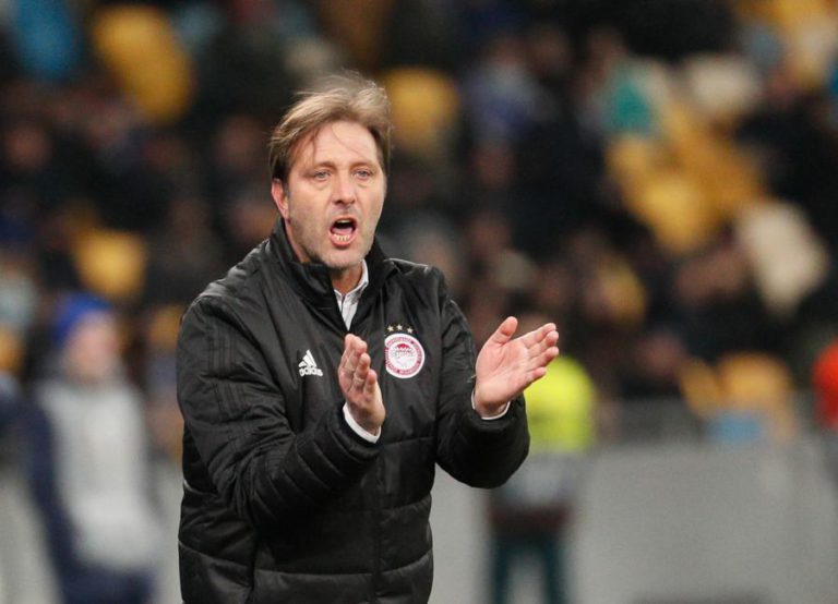 OLYMPIACOS DO TREINADOR PORTUGUÊS PEDRO MARTINS VENCE EM CASA DO PANATHINAIKOS