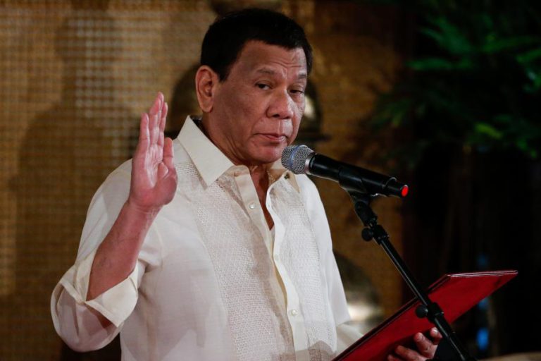 PRESIDENTE DAS FILIPINAS ADMITE ALTERAR NOME DO PAÍS DEVIDO À CONOTAÇÃO COLONIAL