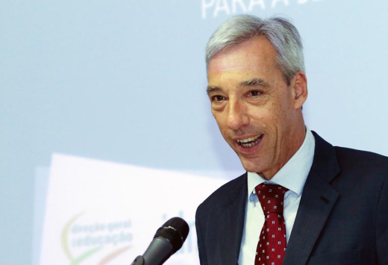 MINISTRO DA DEFESA CONSIDERA “REDUTOR E DESADEQUADO” MEDIR CONTRIBUTOS PARA A NATO APENAS PELO PIB