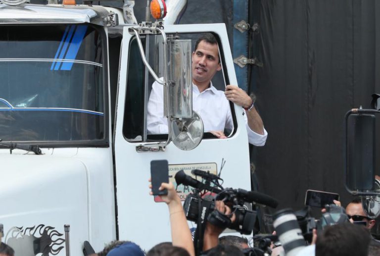 VENEZUELA: COMISSÃO DE DIREITOS HUMANOS PEDE PARA QUE VIDA DE GUAIDÓ SEJA PROTEGIDA