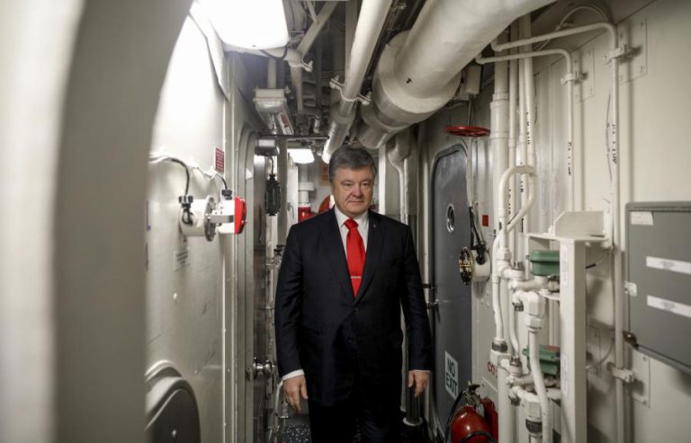 PR DA UCRÂNIA DEMITE COLABORADOR PRÓXIMO ENVOLVIDO EM ESCÂNDALO DE CORRUPÇÃO