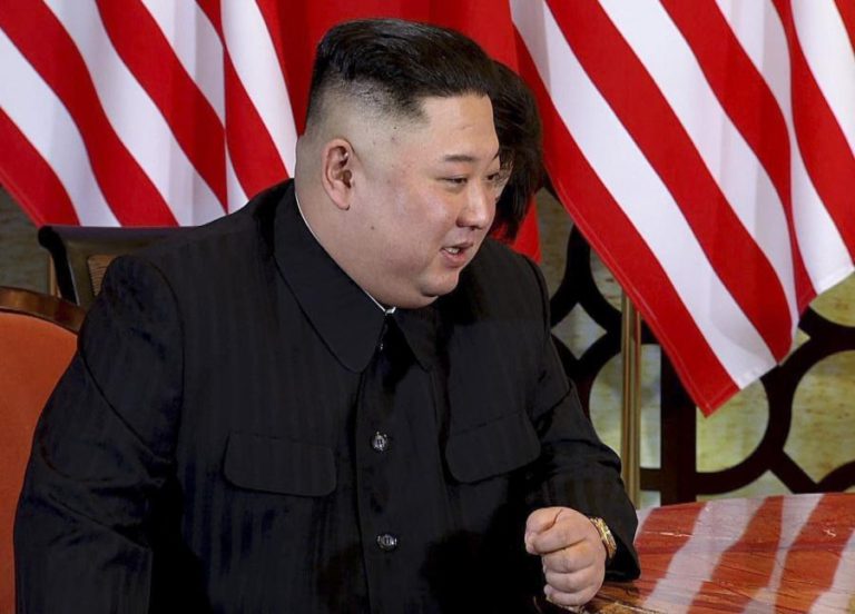KIM JONG-UN QUER INTENSIFICAR A COOPERAÇÃO BILATERAL COM O VIETNAME